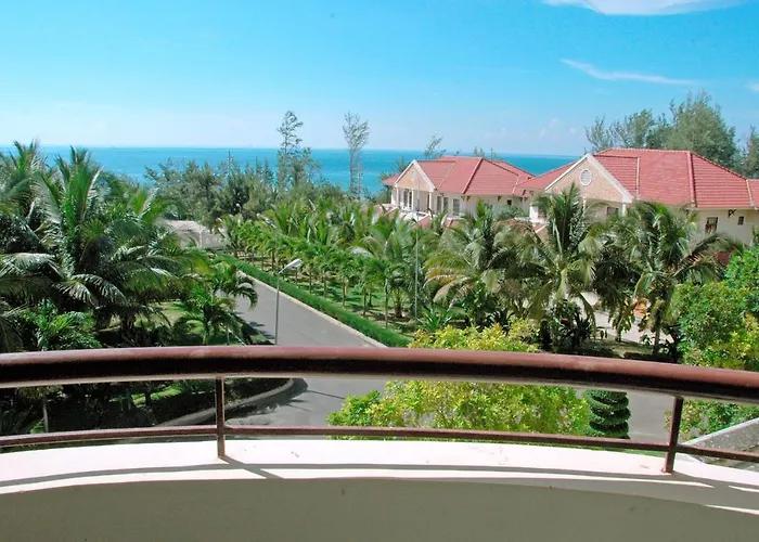Dưỡng Mũi Ne / Muine Village 2*